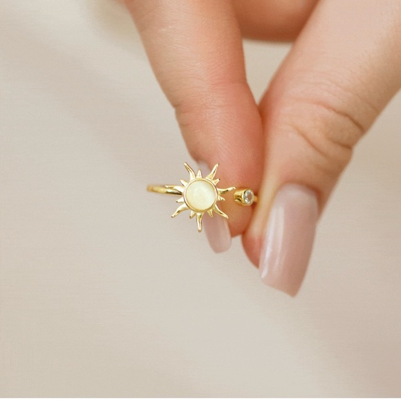 To My Daughter Sun Fidget Ring - Picture 3 of 5